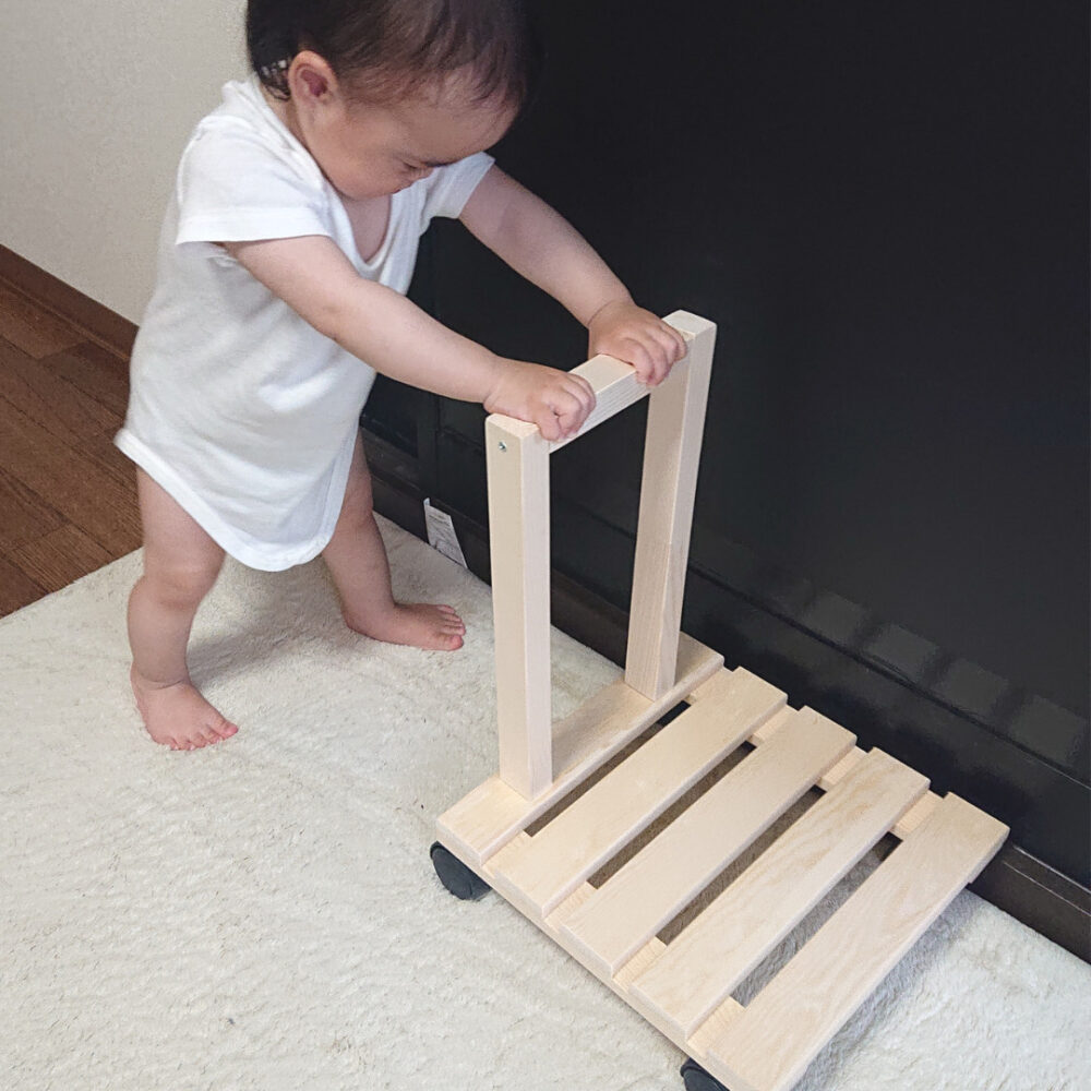 1歳からの手押し車の作り方 制作費1000円 軽くて静かでカンタンdiy